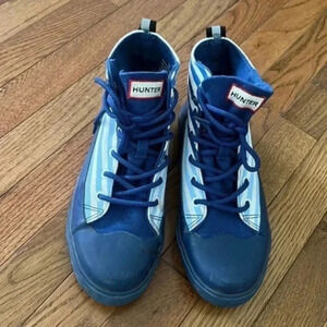 Hunter blue and white striped high top shoes size 5